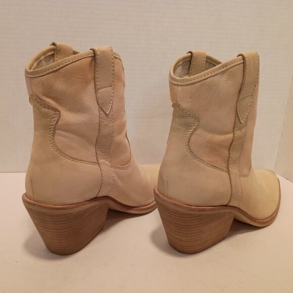 DOLCE VITA "Nashe" Women's Size 8.5 Vanilla Nubuck Western-Style Ankle Booties - Picture 9 of 12